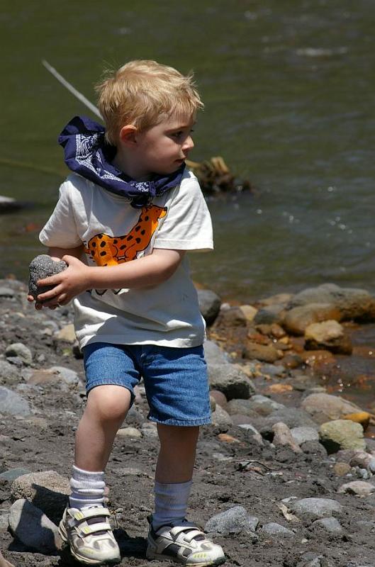 hood riv rocks 2.jpg